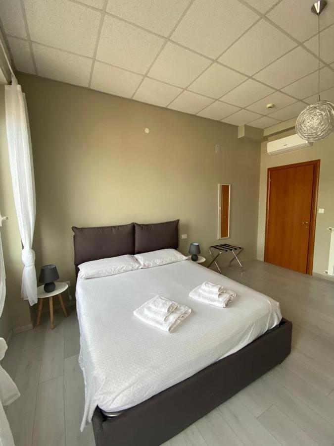 B&B Note Di Mare 因佩里亚 外观 照片