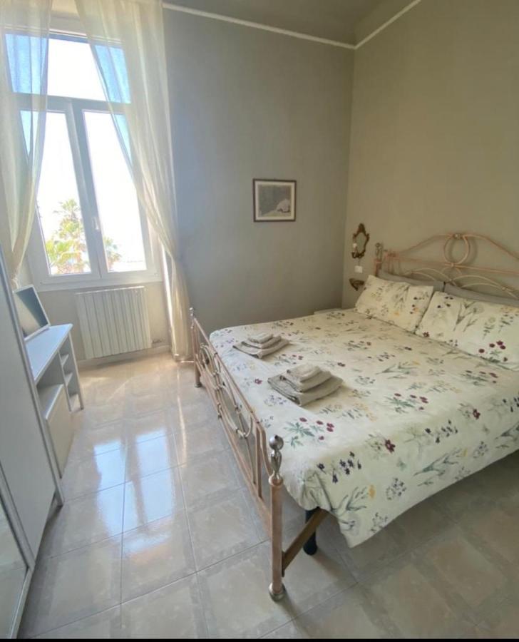 B&B Note Di Mare 因佩里亚 外观 照片